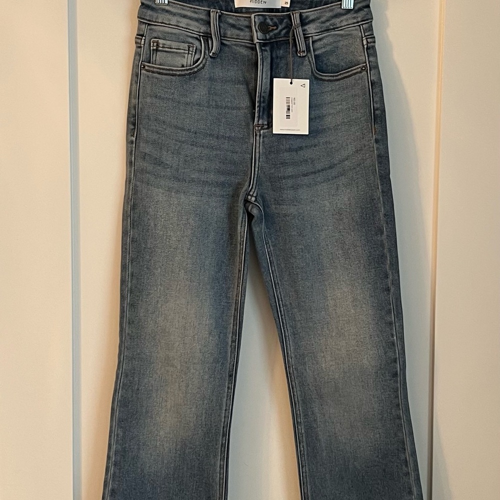 HIDDEN’s Blue Straight Leg Jeans with Vintage-Inspired Look